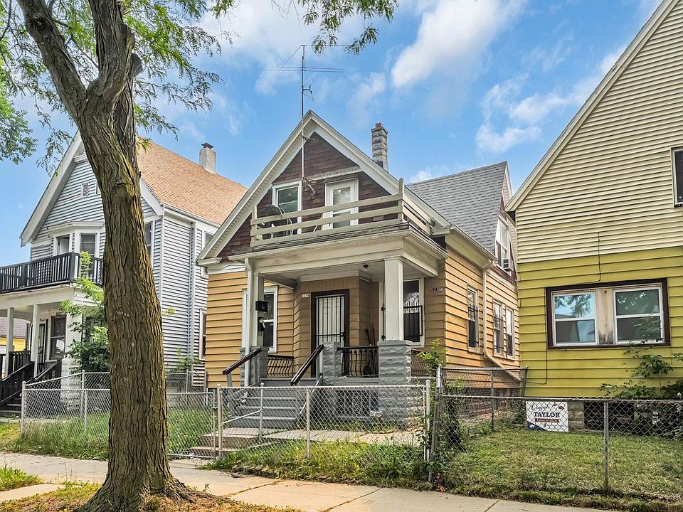 1st image of 3276 N 26th STREET