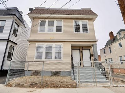 445 S 15th St, Newark, NJ, 07103