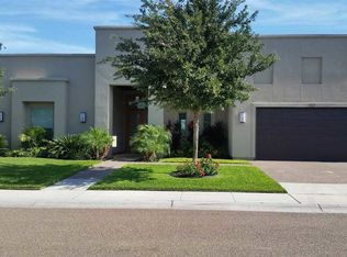 162 Lake Carnegie Ct, Laredo, TX 78041