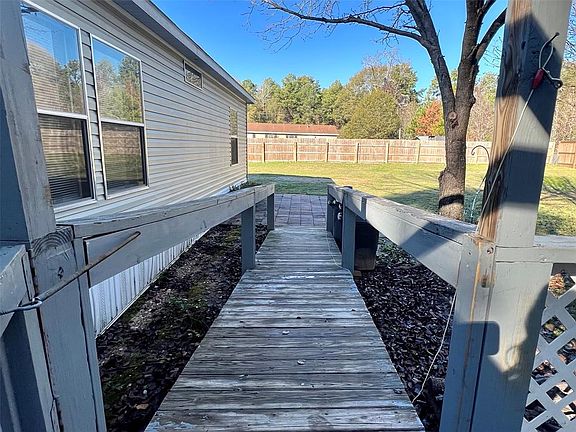 2nd image of 13258 Huck Finn Street