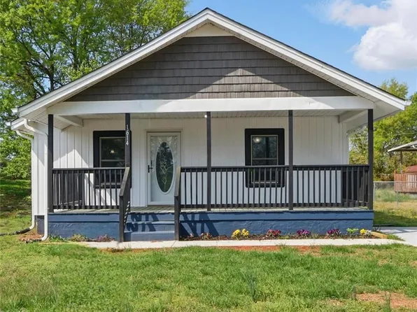 1614 Connor Pl, High Point, NC 27260
