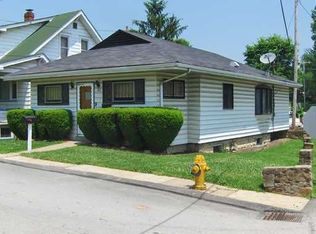 411 W Pittsburgh St, Burgettstown, PA