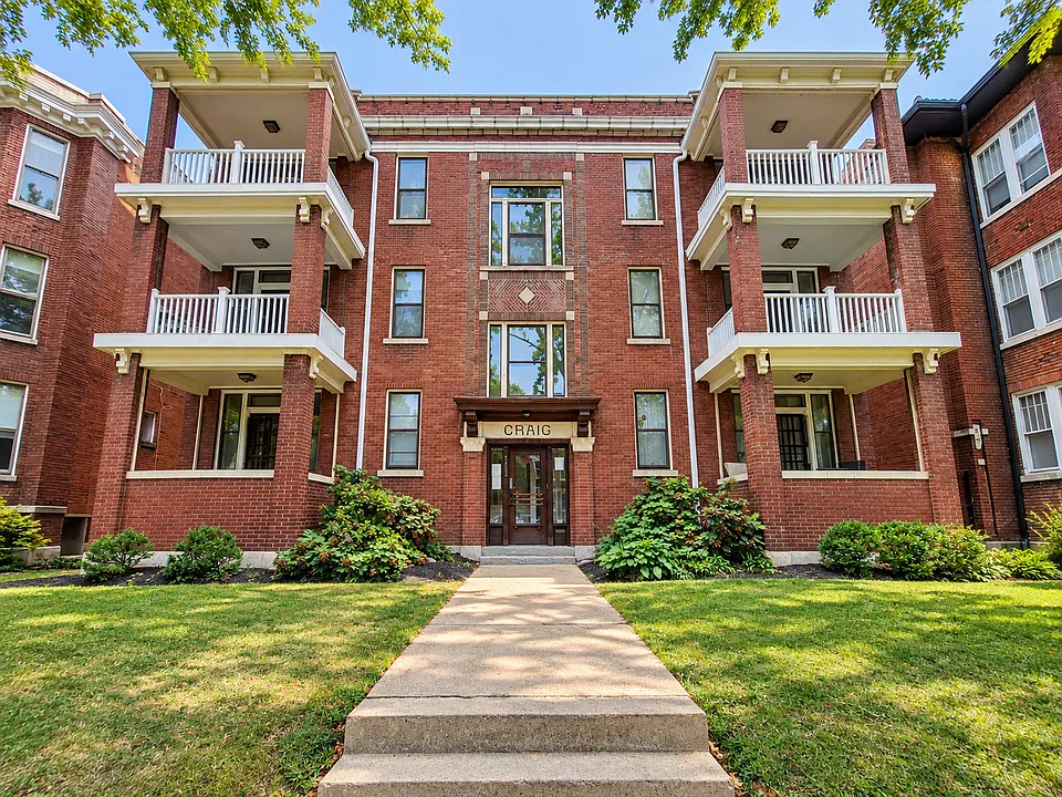 5912 McPherson Ave #2W