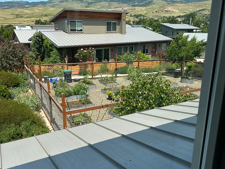 96 Dunn Cir — Photo 15