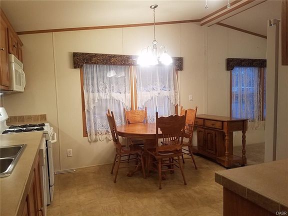 3rd image of 5176 Silverdome Dr