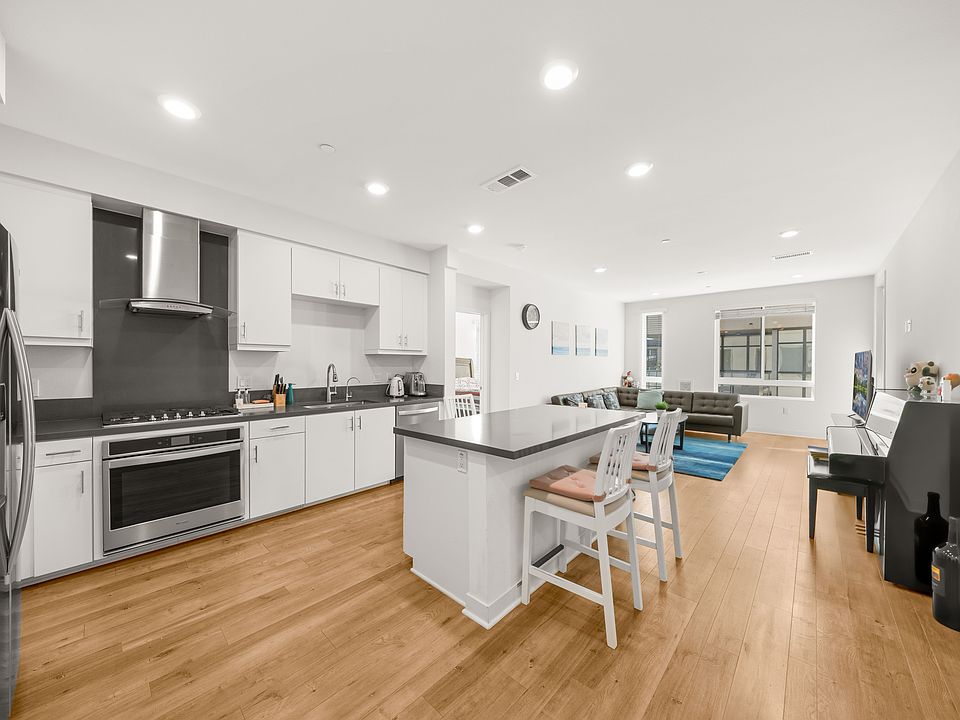 1st image of 2402 Nolita