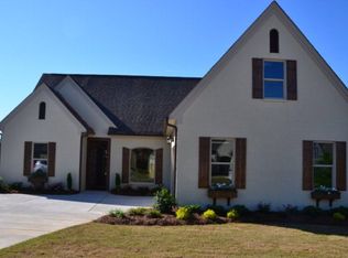 219 Olde Castle Loop, Oxford, MS 38655