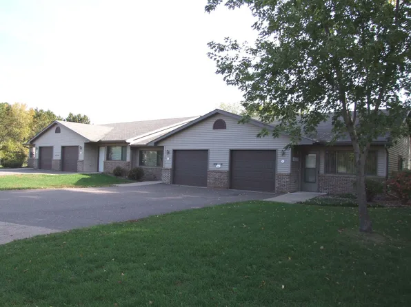101 Sunshine Cir #2, Chippewa Falls, WI 54729