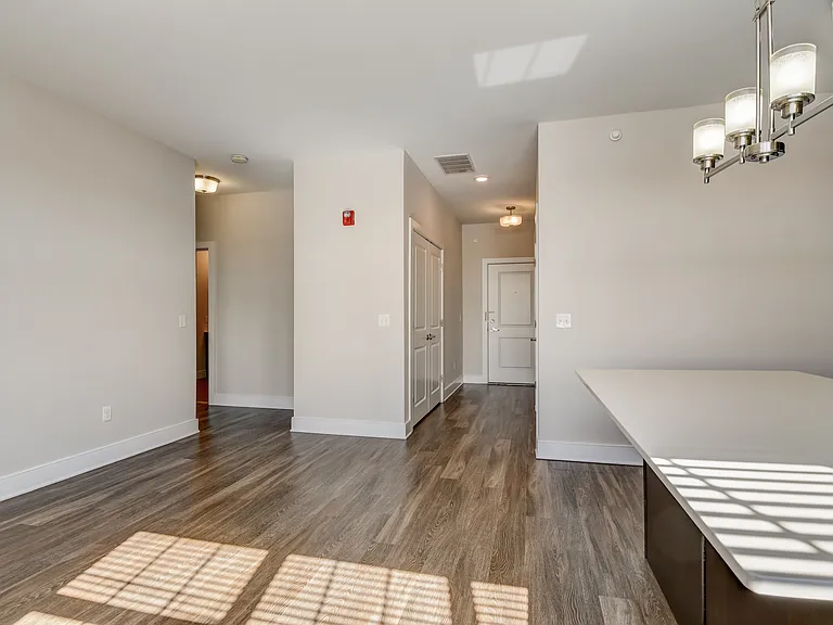 Station Place Apartments — Photo 11