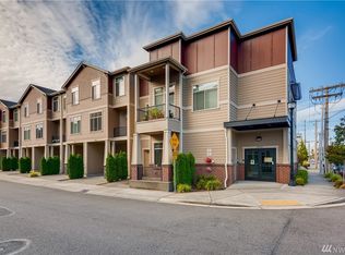 4016 NE 3rd Pl, Renton, WA 98056