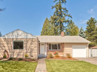 4110 SW 104th St, Seattle, WA 98146