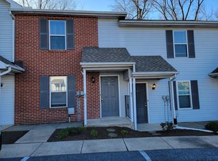 81 Hilldale Dr, Ephrata, PA 17522