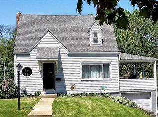 801 Valleyview Dr, Dravosburg, PA 15034