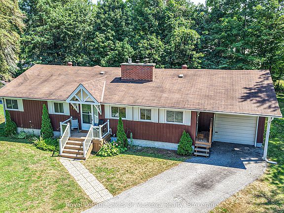 2nd image of 180 Lofty Pines Cres