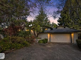 614 Deerfield Lane, Petaluma, CA