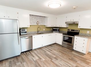 30 Dana Rd #3B, North Kingstown, RI 02852