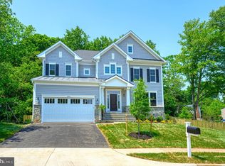 9355 Tovito Dr, Fairfax, VA 22031