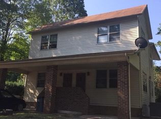 335 8th St NW APT 2, Cleveland, TN 37311