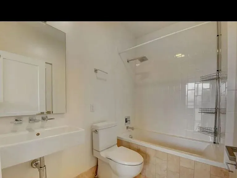 2778 W 22nd Ave — Photo 20