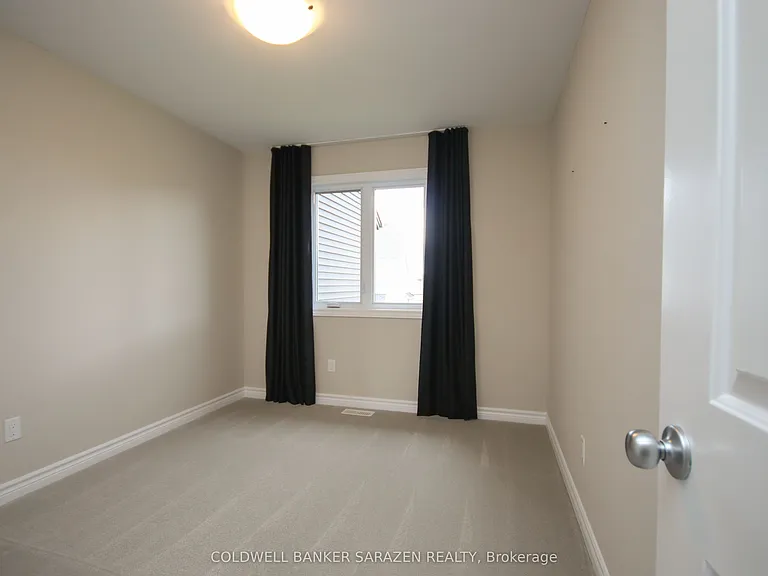 4043 Kelly Farm Dr — Photo 35
