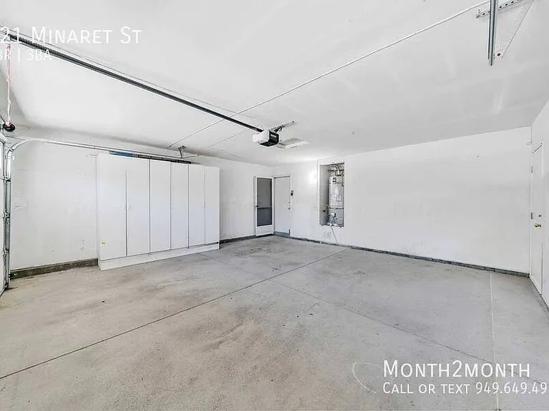 421 Minaret St — Photo 43
