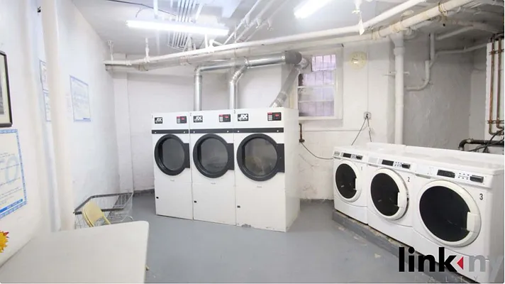 Rented by Link NY Realty | media 30