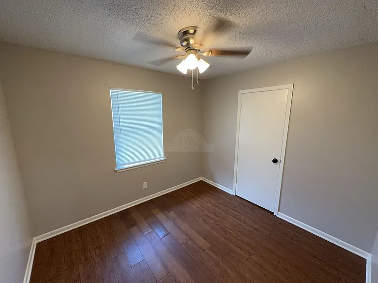 1205 Kathey Dr — Photo 10
