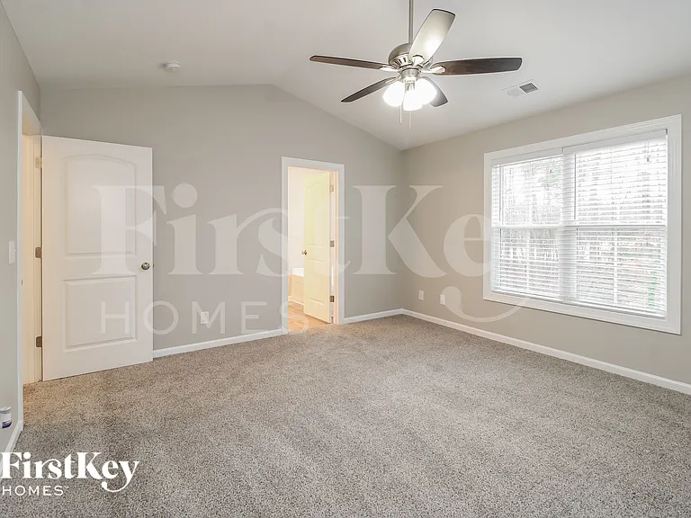 1803 Gracewood Dr — Photo 8