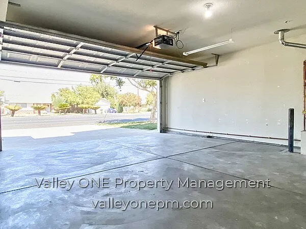 1180 E Monte Vista Ave — Photo 33