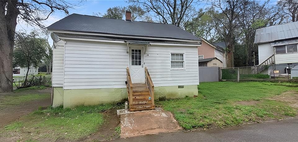 1st image of 2 Willow St