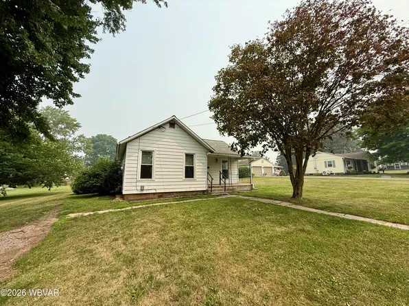 327 Elm St, Jersey Shore, PA 17740