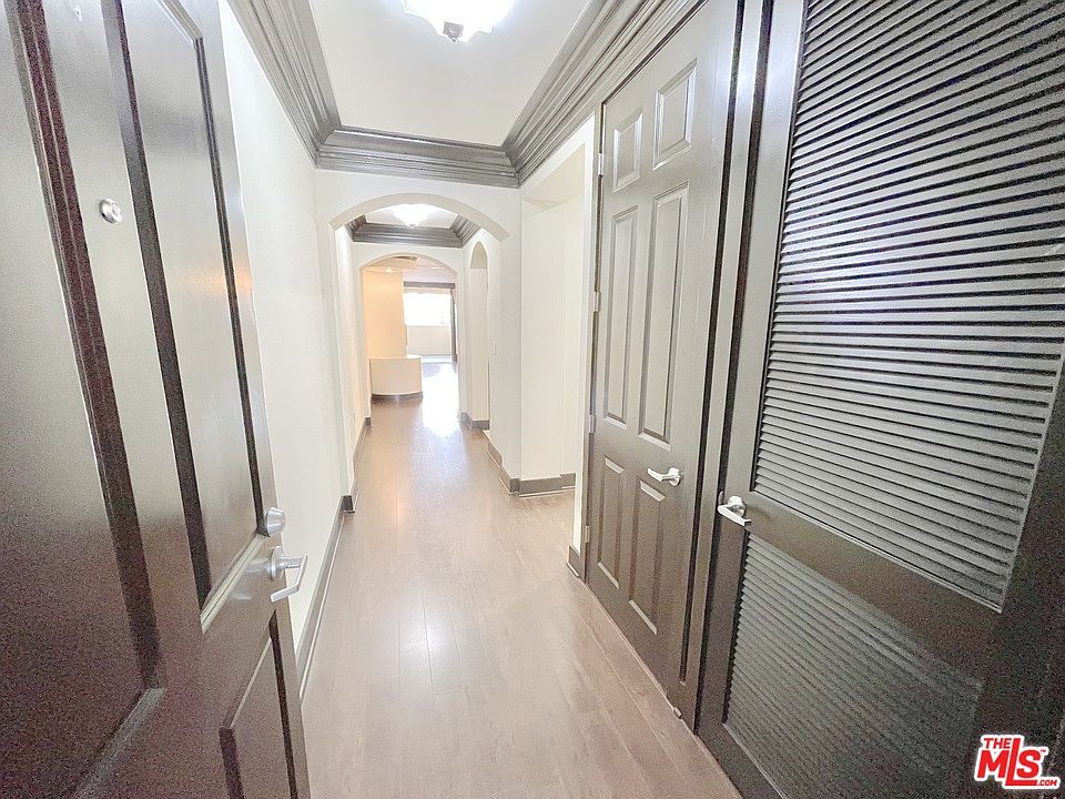 1st image of 11833 Darlington Ave #302