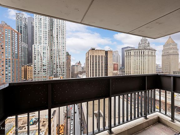 2nd image of 90 Gold St APT 22K