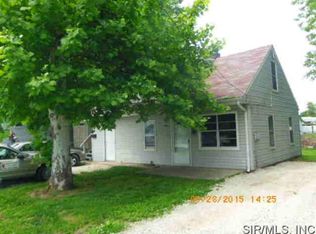 109 W 4th St, Cahokia, IL 62206