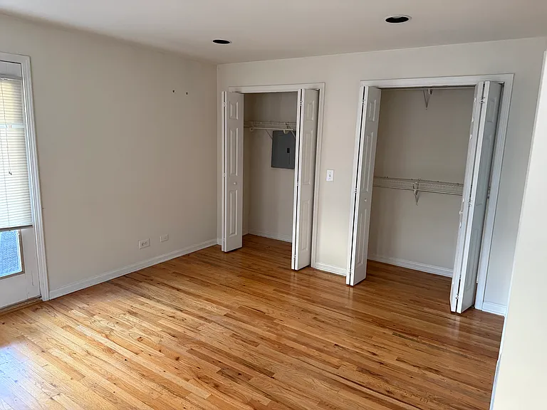 1525 W Augusta Blvd #2 — Photo 2