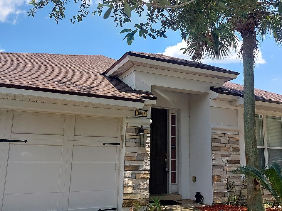 1st image of 3807 Silverpoint Ln #1