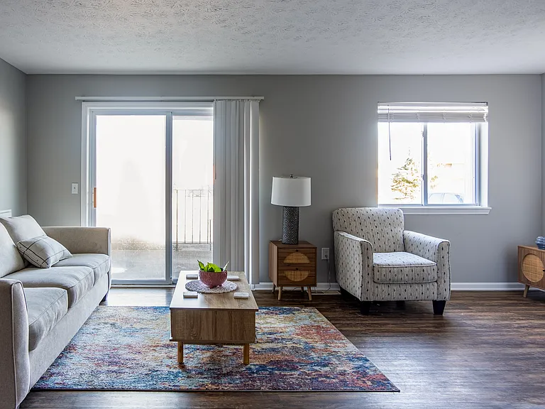 CenterPointe Apartments & Townhomes — Photo 19