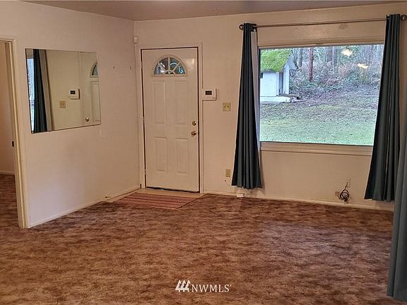 3rd image of 8006 185th Ave E