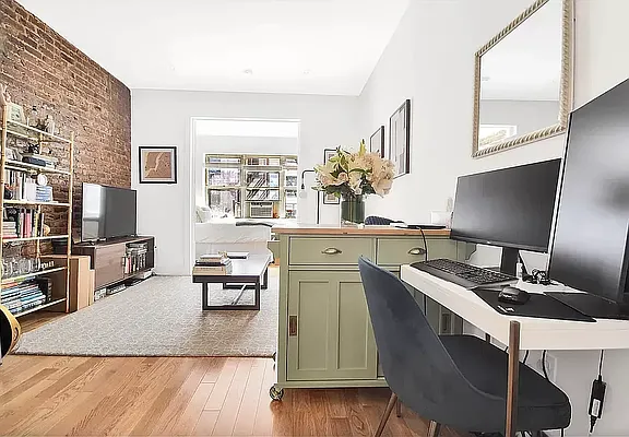 Rented by Compass | media 1