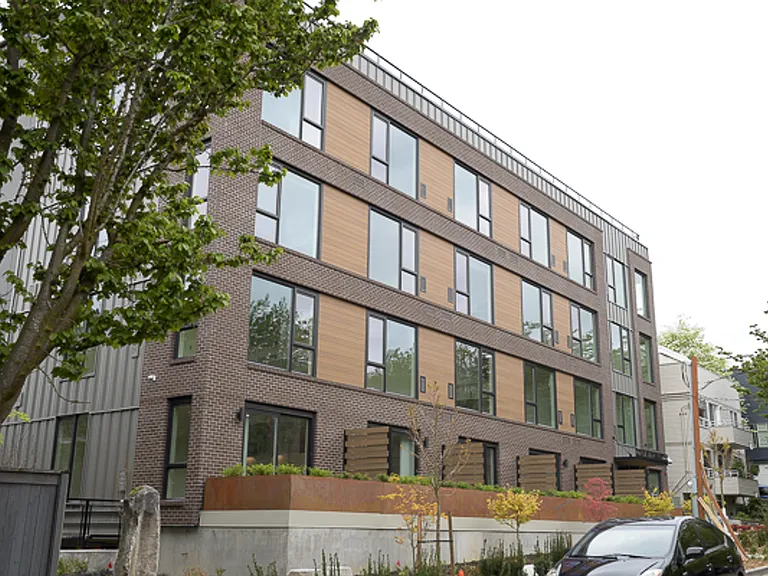 Maple Leaf Flats — Photo 1