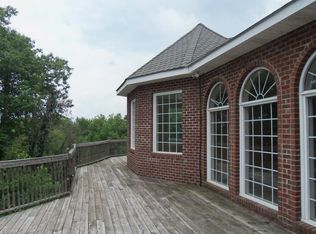 578 Mountain Shore Dr, Denton, NC 27239