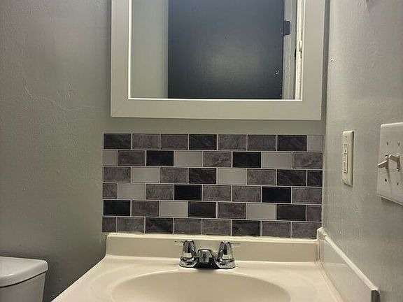3rd image of 1510 Fillmore Ave