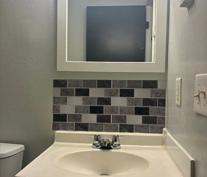 1510 Fillmore Ave — Photo 3