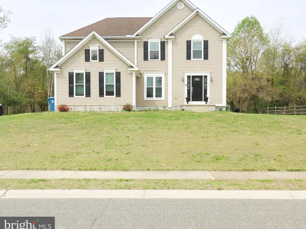 297 W Darby Cir, Dover, DE 19904