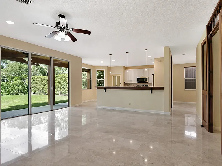 1319 Croton Ct — Photo 7