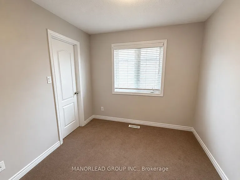 195 Alfred Smith Way — Photo 13