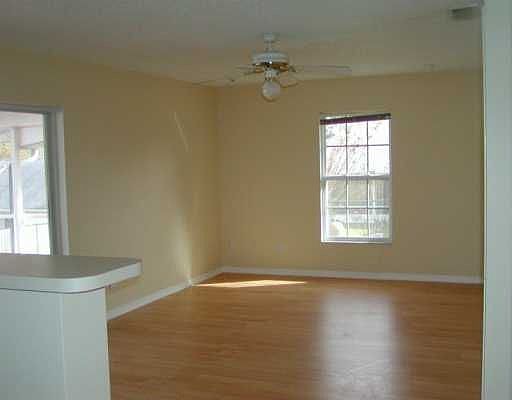 5th image of 1337 Winterville St