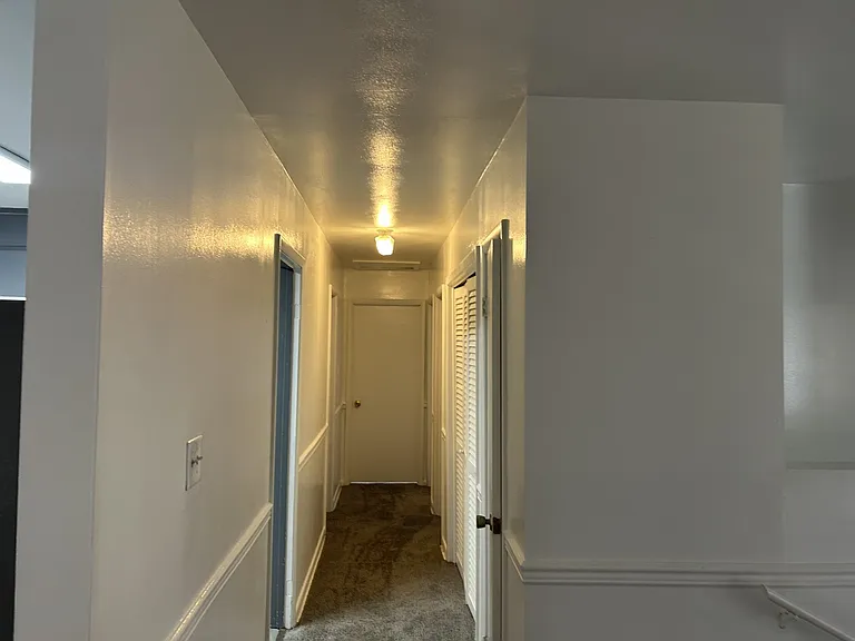 313 Sparta St — Photo 8