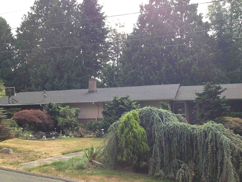 1st image of 10818 11th Ave NE