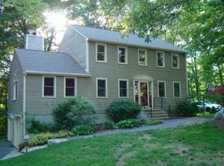 93 Carole Ln, Northbridge, MA 01534